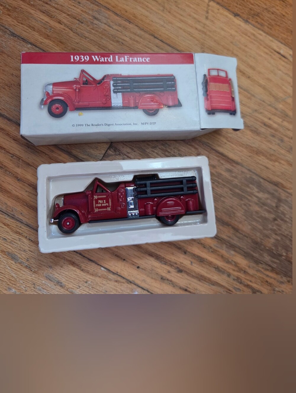 Reader's Digest 1939 Ward LaFrance Red Die-Cast Fire Truck Toy